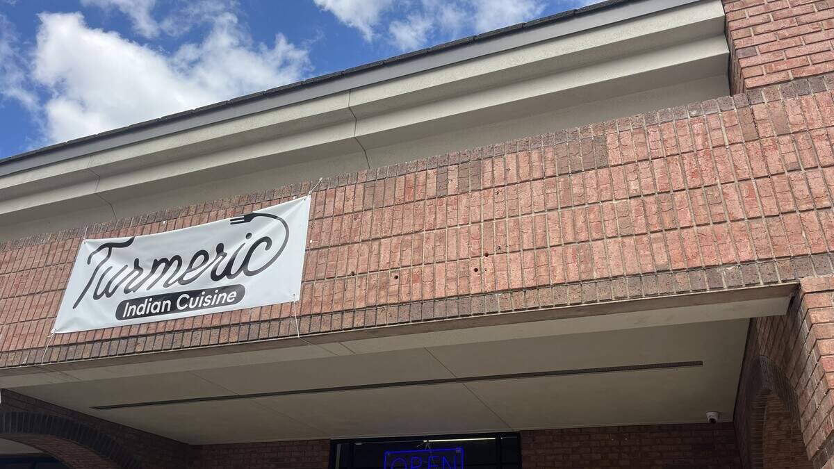 New family-owned Indian restaurant opens near Hulen Mall