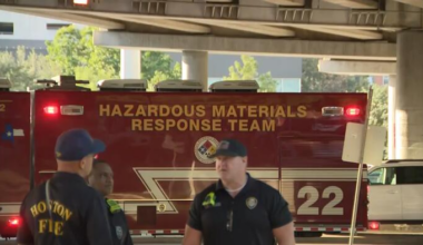 FBI Houston investigates suspicious mailings after white powder sent to Ted Cruz’s office