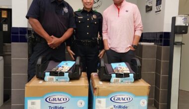 Lake Highlands Exchange Club donates car seats to Dallas police