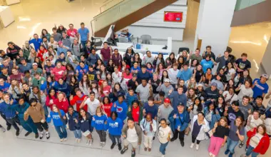 Mustangs Incorporate Service Into Year-Round Gait