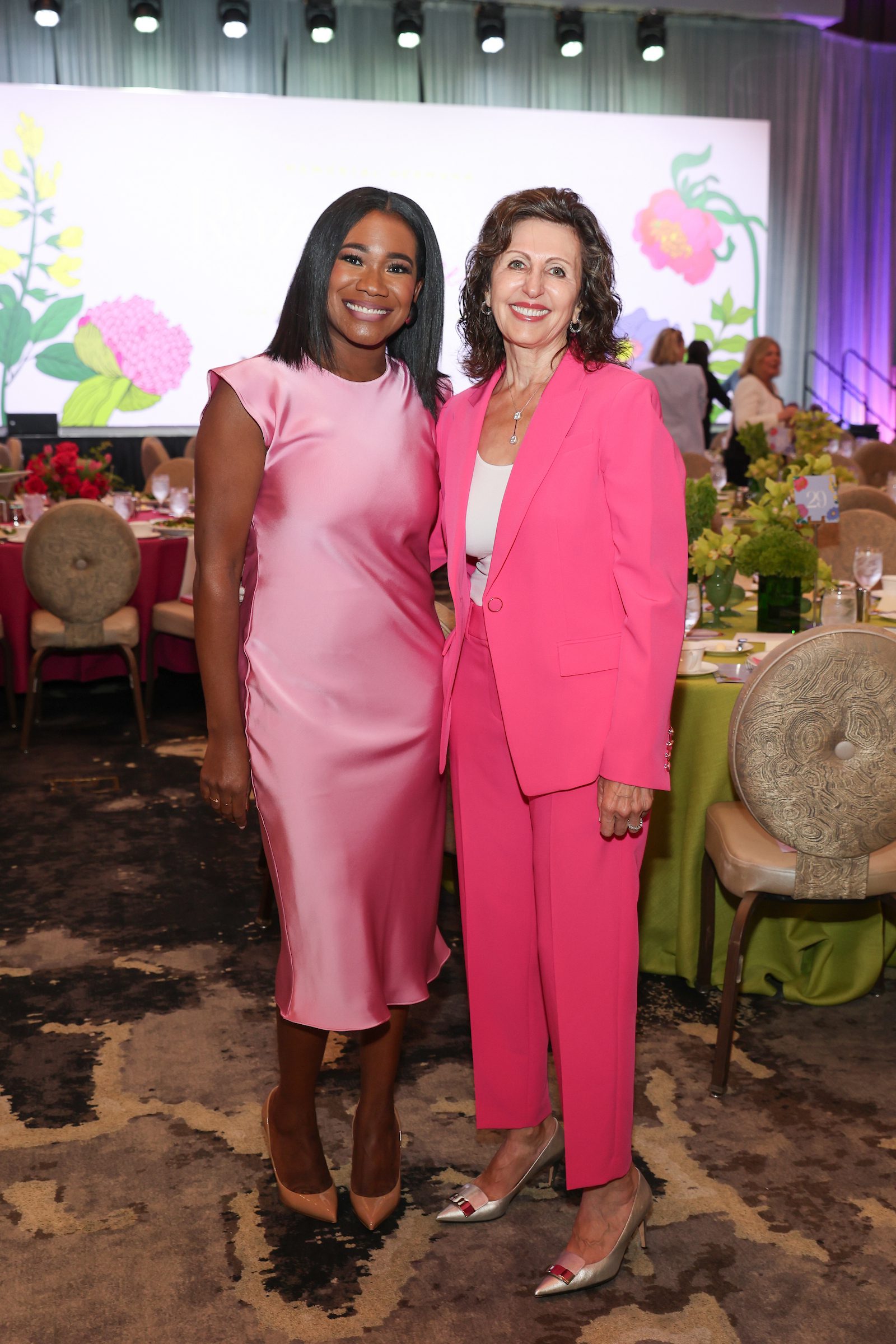 Samica Knight, Zhanna Golodryga (Priscilla Dickson)