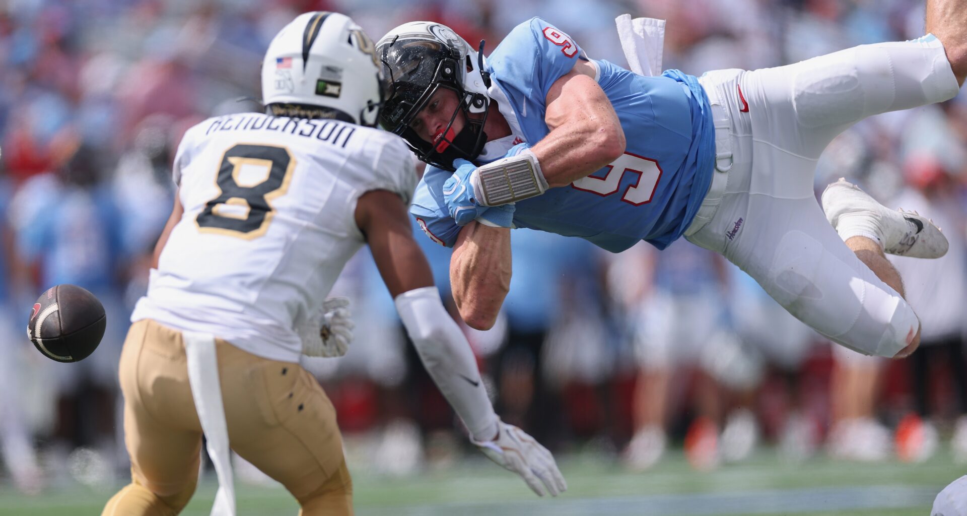 UCF loses double-digit lead, falling to No. 20 Houston