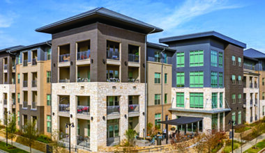 Partnership Acquires 358-Unit Apartment Community in Arlington
