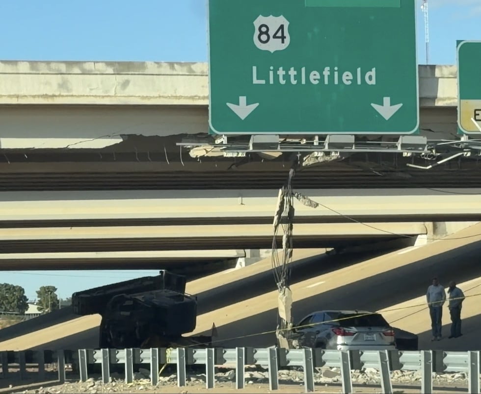 Truck hit bridge, I-27 access road traffic diverted at South Loop 289