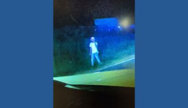 Bexar County deputies search for armed suspect after shooting leaves 1 dead, another injured outside a hookah lounge