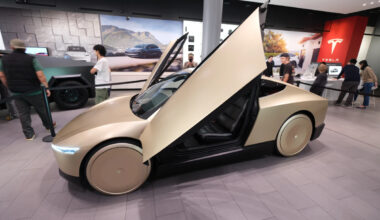 Tesla's Cybercab stumbles out of the gate in Austin: 45 vehicles at launch underscore Robotaxi expansion anxiety — BigGo Finance