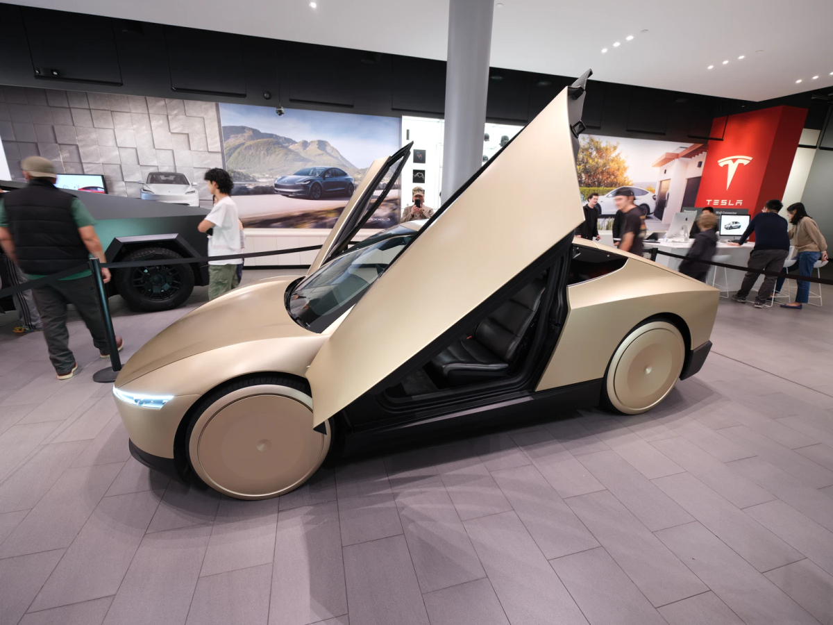 Tesla's Cybercab stumbles out of the gate in Austin: 45 vehicles at launch underscore Robotaxi expansion anxiety — BigGo Finance