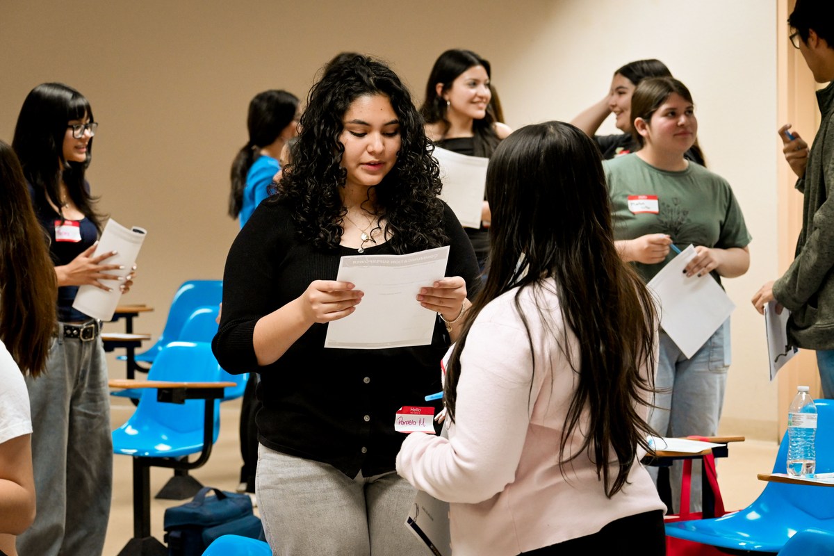 3 Local Organizations Are Helping El Paso Girls Find Their Voice