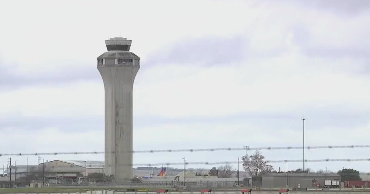 Power fully restored at Austin airport after brief outage