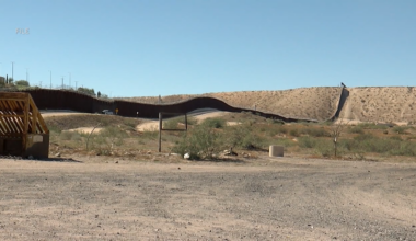 Trump administration asks Supreme Court to continue Border Wall Construction