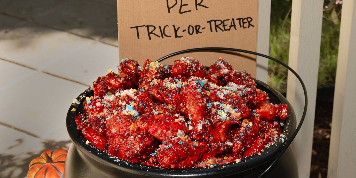 Dallas-based Wingstop debuts limited-time Sour Patch Kids wing flavor for Halloween