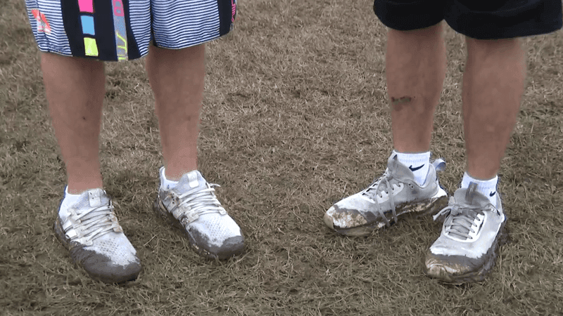 And many people I spoke with said it’s been hard to avoid getting mud on their clothes. (CBS Austin/Jane Page)