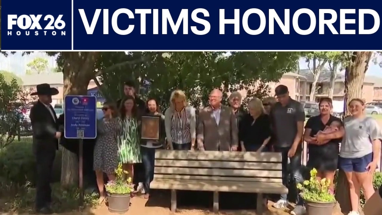 Park benches honor cold case victims