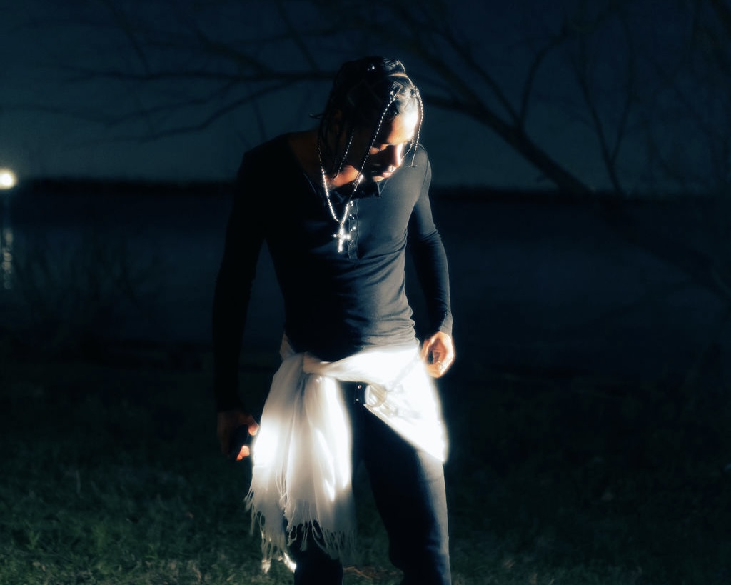 D-FW aritst dove rd. lives his 'Fantasy' on debut single