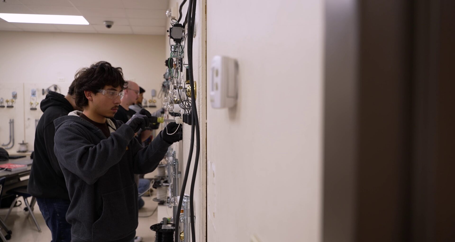 Data center boom leads to surge in demand for electricians — and interest in joining trade
