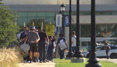 UTA students march to polls after on-campus voting site eliminated