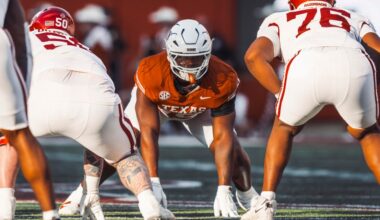 One Texas player upgraded on Thursday injury report