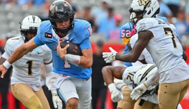 Houston turns turbulent launch into successful mission in 27-17 comeback over UCF