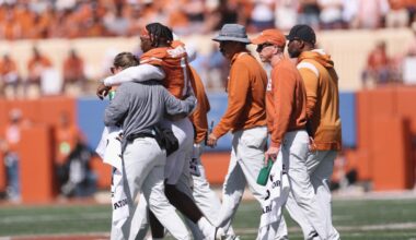 Texas EDGE Colin Simmons suffered lower-leg injury vs. Florida