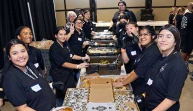 H-E-B presents Feast of Sharing Holiday Dinner