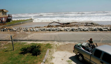 Body recovered after 16-year-old swimmer went missing off Texas coast