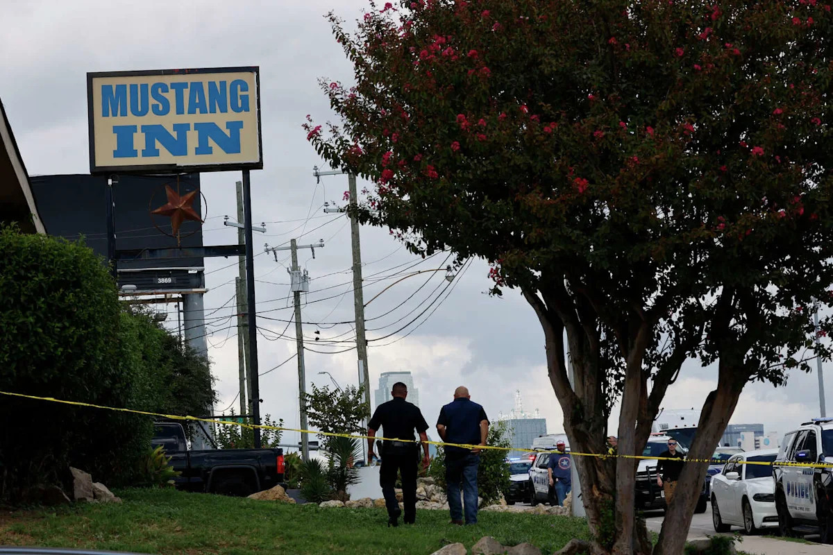 Body-camera video shows Dallas officer shooting man who raised rifle, killed himself