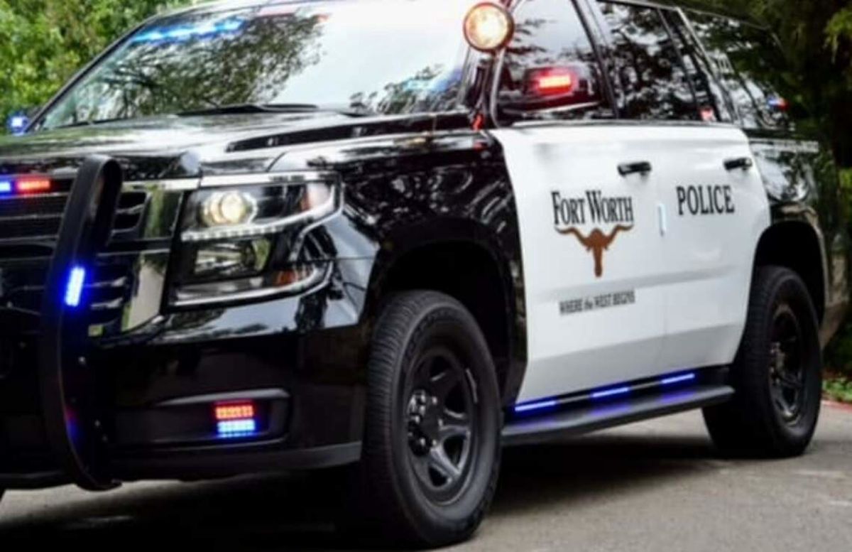 Sleeping driver crashes into east Fort Worth home, police say