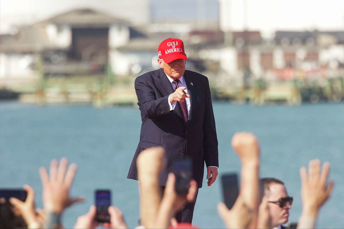 Trump, Vance visit Texas to celebrate the economy, despite gas and affordability issues