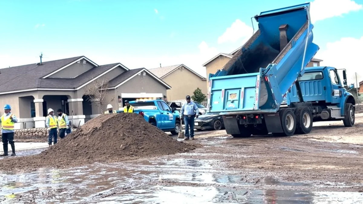 Northwest El Paso residents survey flood damage