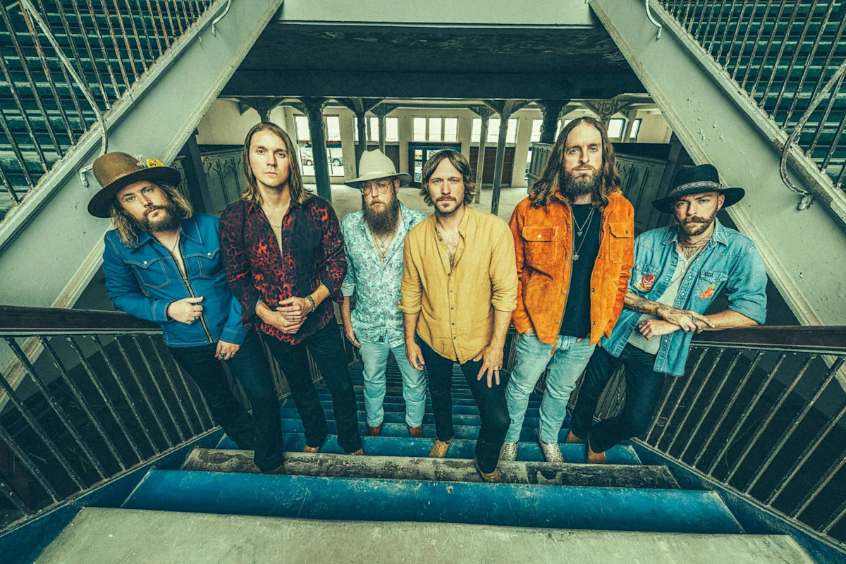 You’ve Been Streaming ‘Broken Window Serenade.’ This Is the Texas Band Who Wrote It