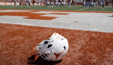 Longhorns Daily News: Texas football bids farewell to late legend Duke Carlisle
