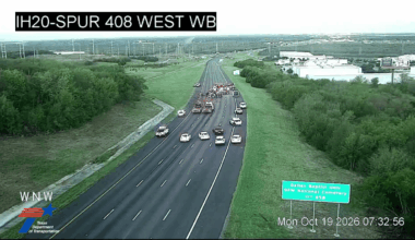 Deadly crash shuts down I-20 at Spur 408 in Dallas – NBC 5 Dallas-Fort Worth