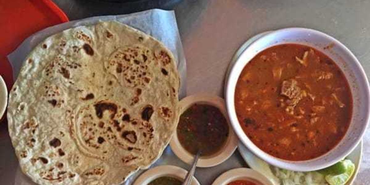 San Antonio's Rolando's Super Tacos N0. 2 reopens