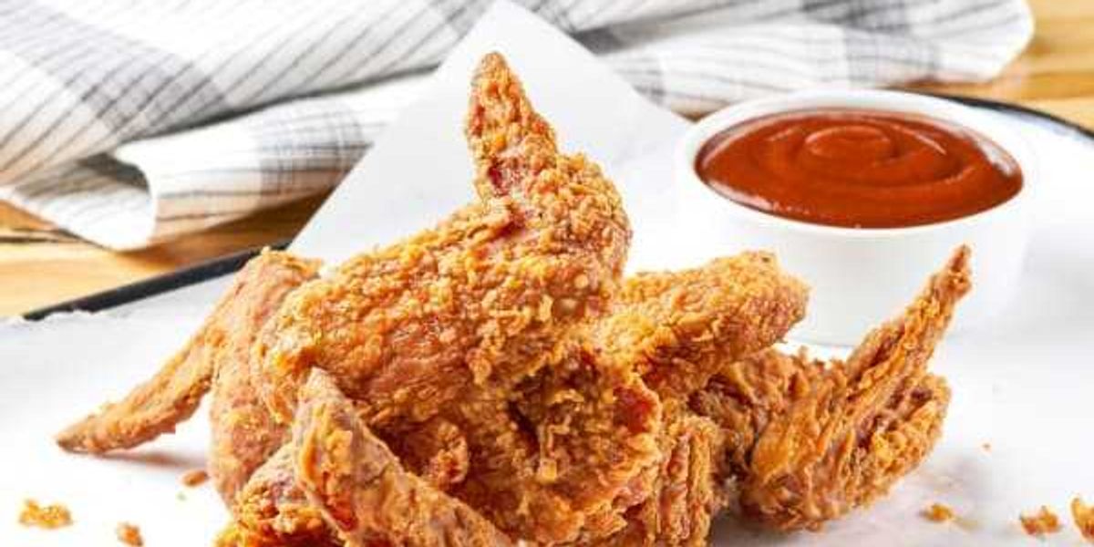 Chef Tiffany Derry will open Roots Chicken Shak in Irving