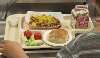 Houston-area students taste-test future school lunch menus
