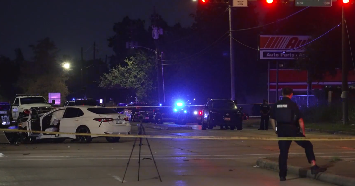 North Houston crash: Motorcyclist killed, driver being investigated for impairment