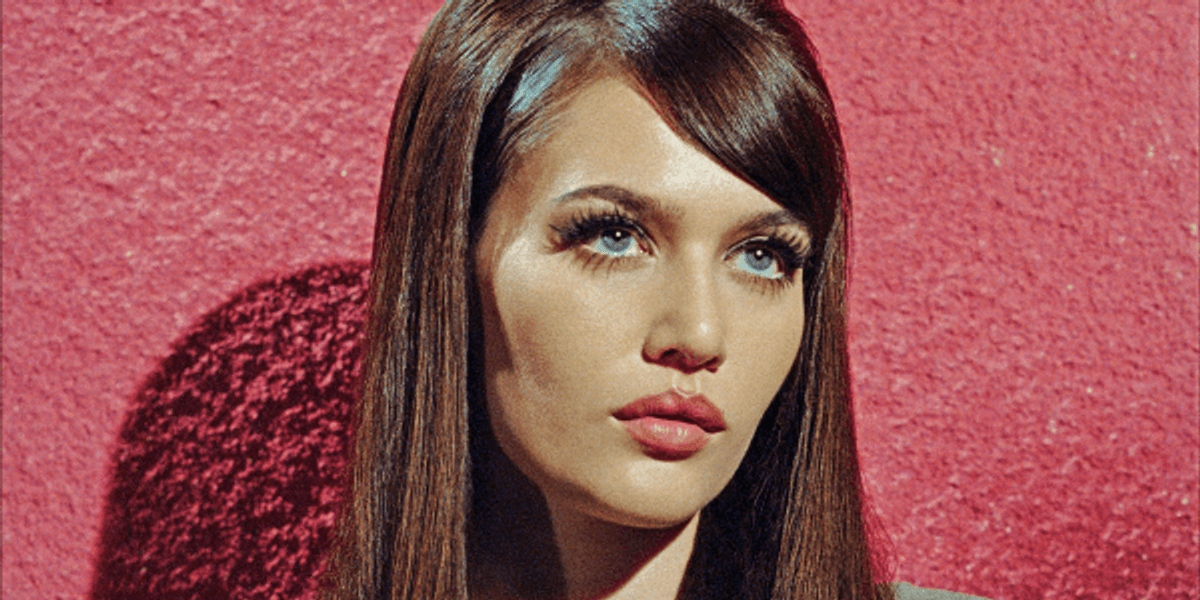 Sienna Spiro extends sold-out tour with new Austin date