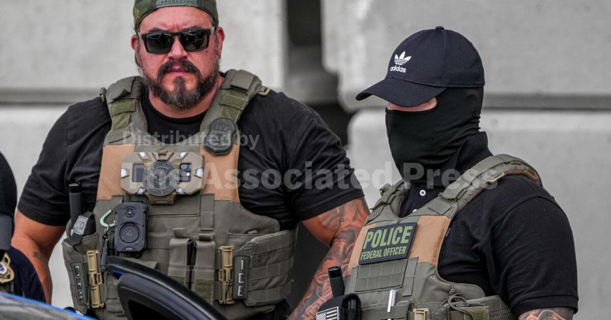 ICE rejects suggestion that its officers wear body cameras that automatically activate
