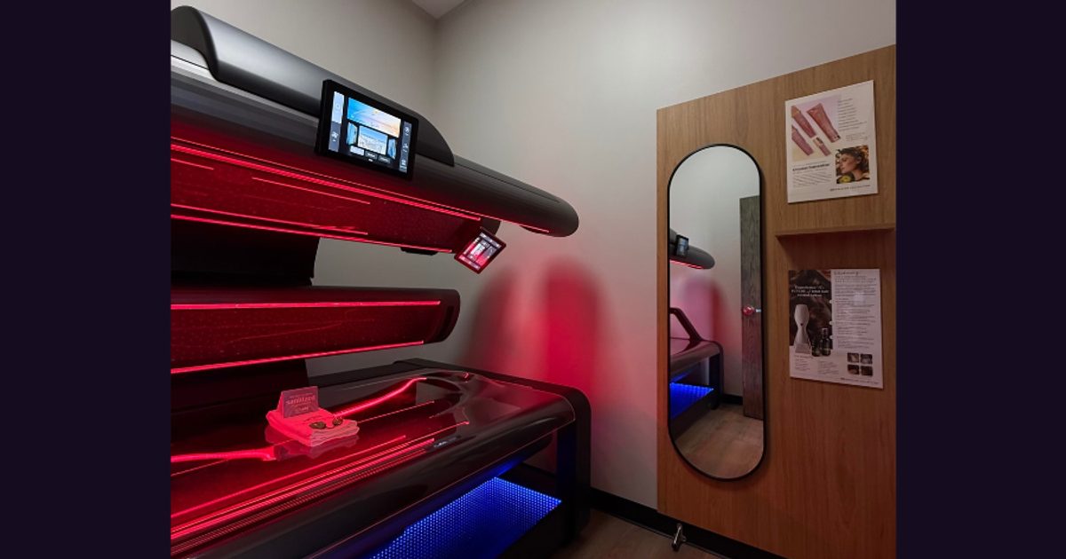 Palm Beach Tan to bring red light therapy to Hancock Center | Community Impact
