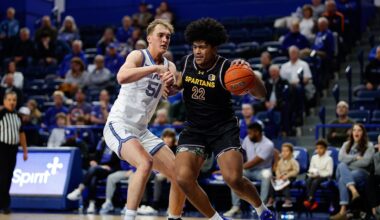 Robert Vaihola is a rebounding machine