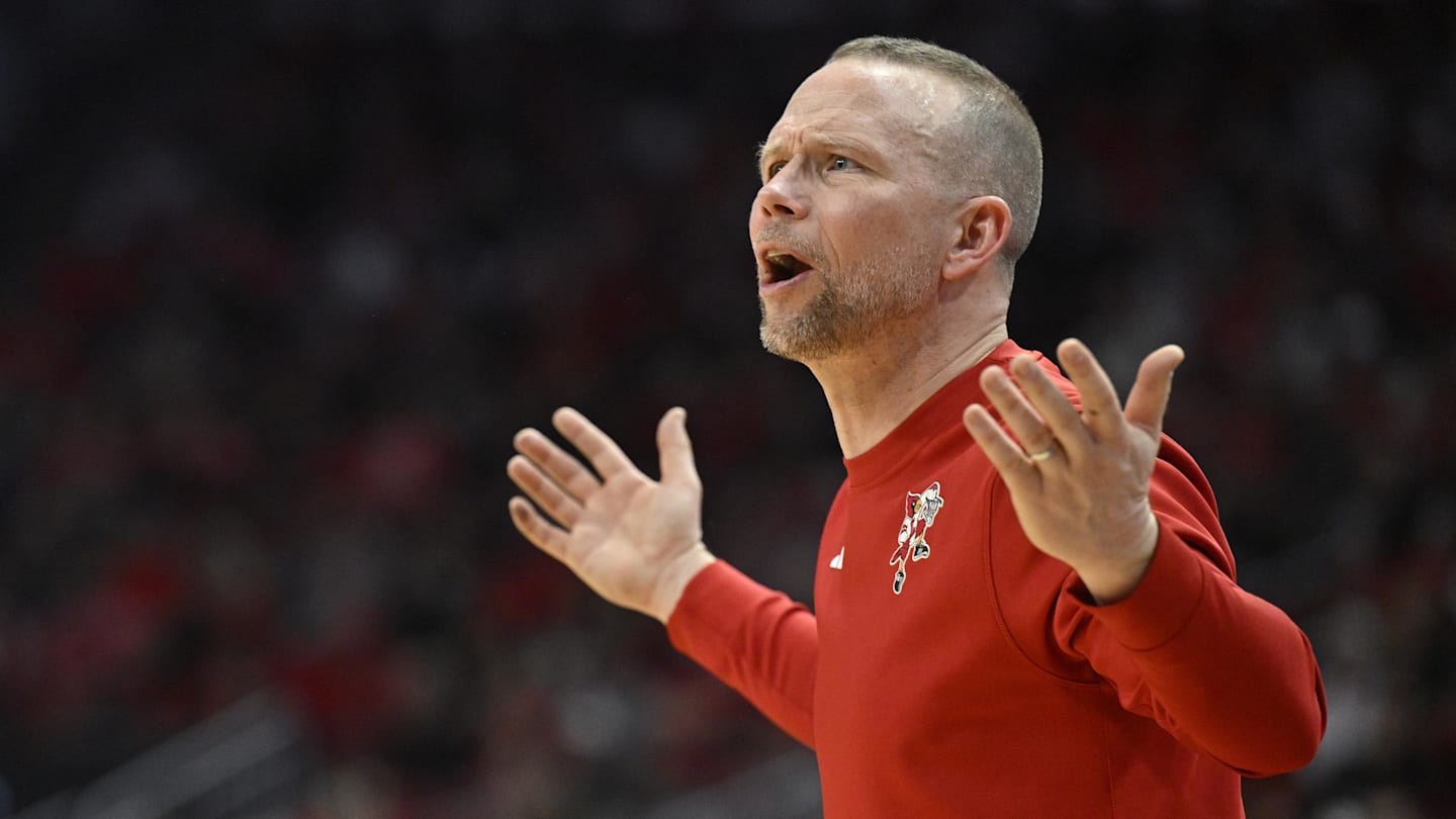 5-star SF miss, Reyne Smith signs, Miller Moss steps up