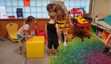 DVIDS - News - Tulsa District park ranger visits library to read Bobber the Water Safety dog book to children