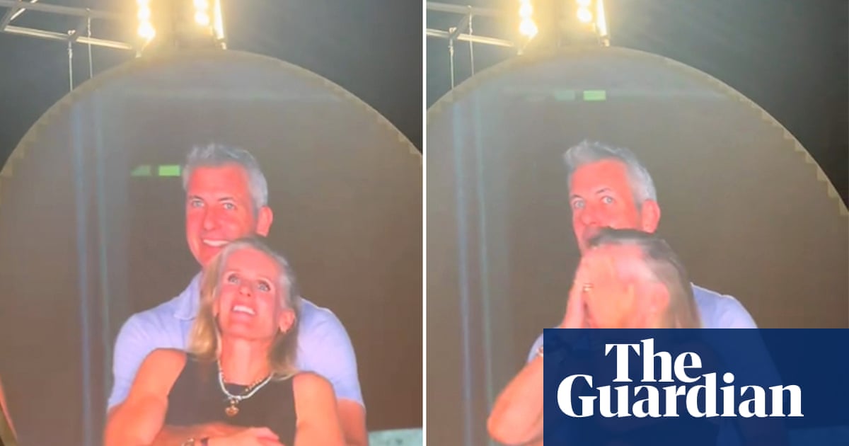 Are they ‘having an affair’ or just shy? The couple caught on Coldplay’s kiss cam | Massachusetts
