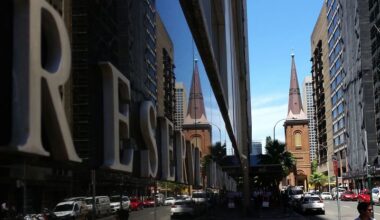 Australia central bank wary of cutting rates too quickly, prudent to await more data | The Mighty 790 KFGO