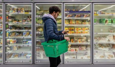 Job Market, Home Prices, Debt: 4 Signs the Economy Is Weaker Than It Seems