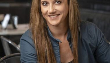 8681591_web1_sew-FineYoungPeople-1