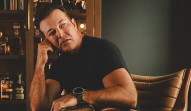 Lucas Hoge Opens The Book On His Life On Latest Project, Out Now