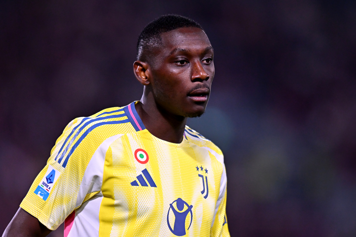 BOLOGNA, ITALY - MAY 04: Randal Kolo Muani of Juventus looks on during the Serie A match between Bologna and Juventus at Stadio Renato Dall'Ara on May 04, 2025 in Bologna, Italy. (Photo by Alessandro Sabattini/Getty Images)