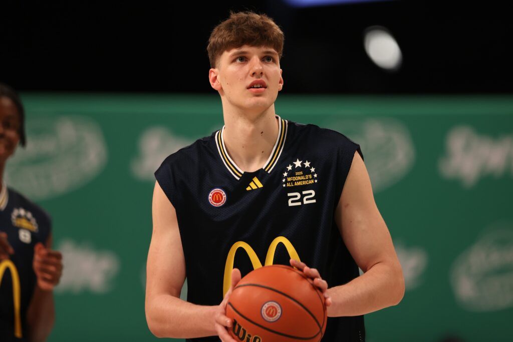 Insider Shares 7’0 UConn Commit Eric Reibe’s Injury Status and Return Timeline After Practice