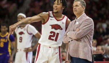 John Calipari Under Scrutiny as Expert Says D.J. Wagner Must Play Second Fiddle to Save Arkansas
